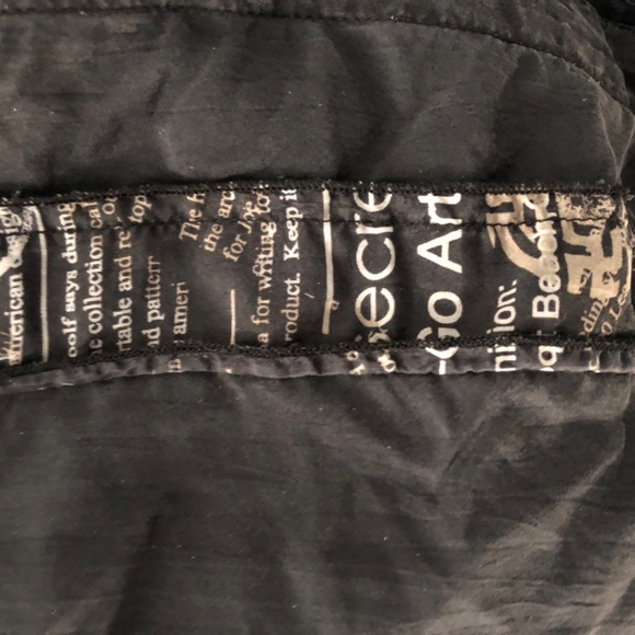 Vintage Chico’s Silk Black/Newsprint Stripe Button Up Blouse - Picture 4 of 9